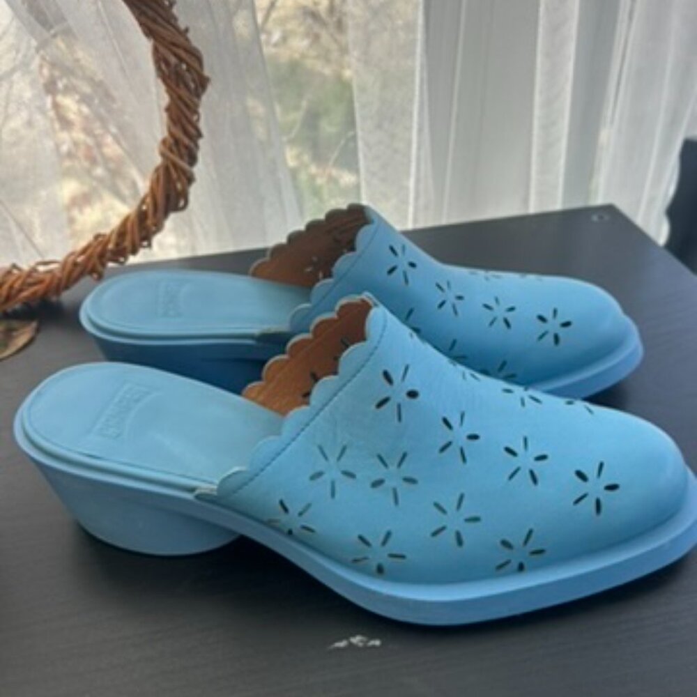 🌸💙 Camper "bonnie" Blue Leather Floral Mules – Women’s Size 40 💙🌸 - Picture 5 of 8